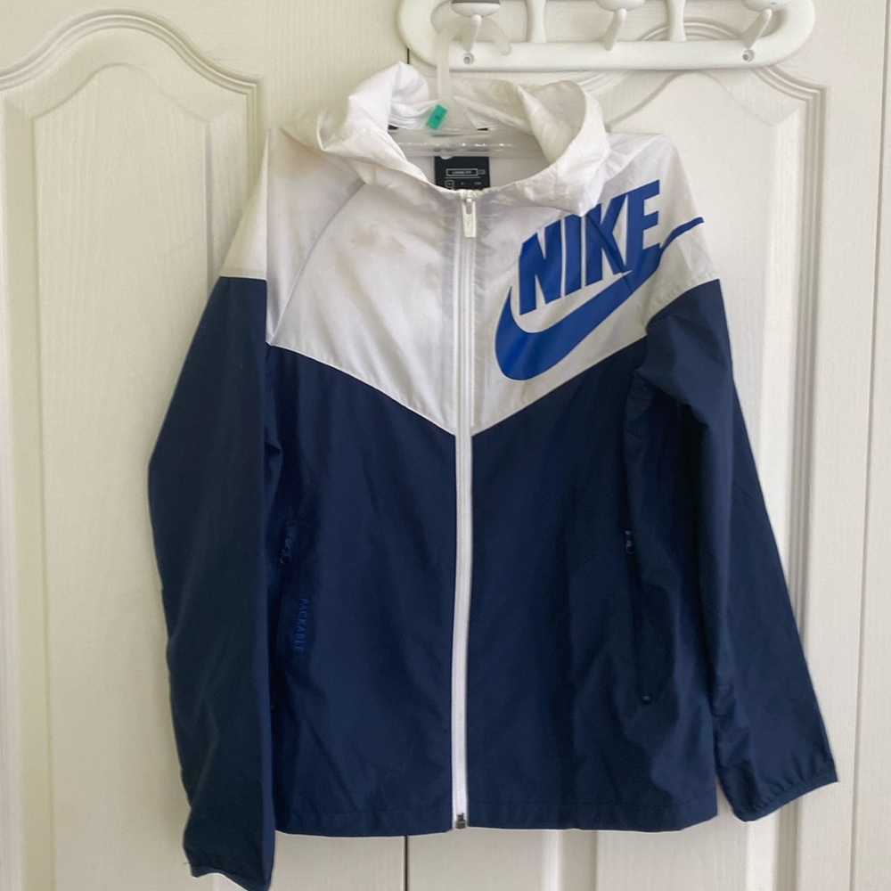 Kid’s Nike Raincoat, size S